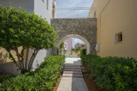 Cosmi Apts Gouves by Estia