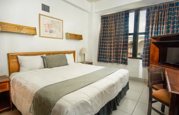 薩爾蒂洛厄迪諾拉酒店