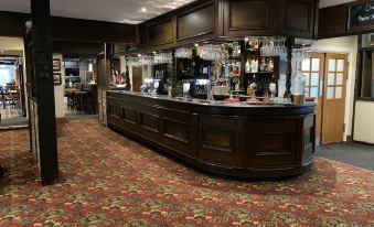 Bowes Incline Hotel