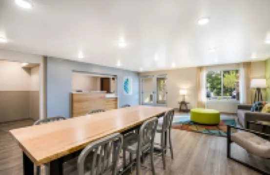 波特蘭溫哥華WoodSpring套房飯店