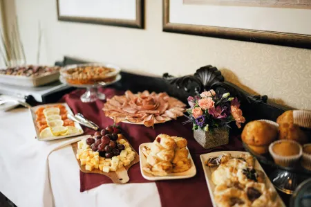 Harbour House Отели в г. Ниагара-он-те-Лейк