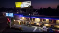 Garey Motel Các khách sạn gần Palomares Park Community Center