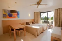 Hipotels Mediterraneo Club Hotel di Sa Coma