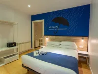 Casual Blue Hotele w: Bilbao