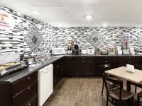 Super 8 by Wyndham Columbus Hotels in Platte County