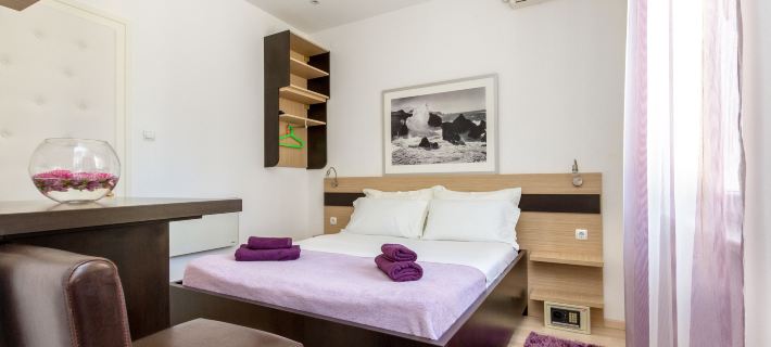 Apartments Aspalathos Hotels in Спліт