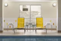 Fairfield Inn & Suites Kansas City Lee's Summit - Swimmingpools