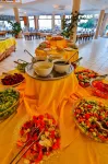 Club Hotel Gultur - breakfast