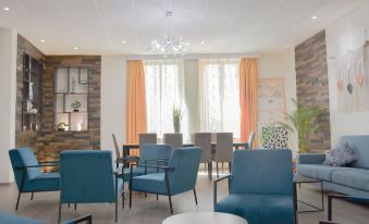 Hotel Busby