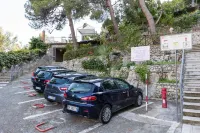 Hotel Ariston and Palazzo Santa Caterina - parking