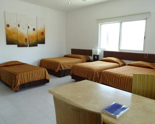 aparthotel siete32 Hoteles cerca de Centro Comercial Altabrisa