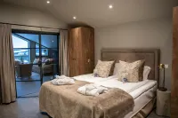 Mountain Lodge Отели в г. 