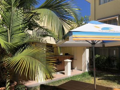 庭 ケアンズ クイーンズ コートの写真