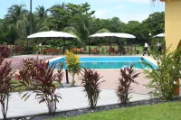 Retaj Moroni - Pools