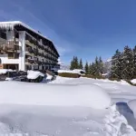 Aux Ducs de Savoie Hotels in Demi-Quartier