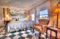 Gingerbread Mansion Hotels in Ferndale