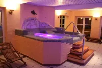 Hotel Historischer Krug Hotels in GroBsolt