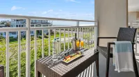 La Mer Beachfront Resort - Ocean View