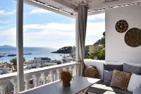 Angelos Design Suites - Ocean View