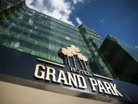 Hotel Grand Park Hôtels à proximité de : Tour Colpatria