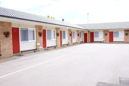 Country Lodge Motor Inn