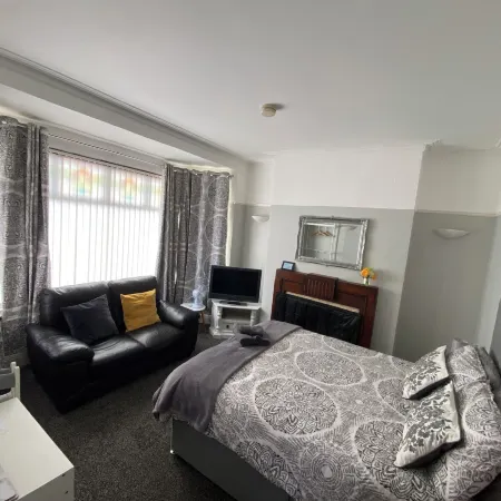Crumlin Road Town House