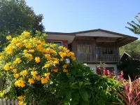Banchomchan Hotels in Lan Saka District