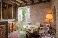 La Roseraie Hôtel Restaurant Hoteles en Auriac-du-Périgord