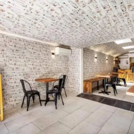 Greenwich Inn Motel Отели рядом с достопримечательностью «St Leonards»