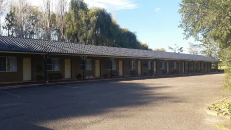 Moruya Motel Отели в г. Броли