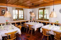 Hotel Gasthof Zum Rössle Hotels in Unterroth