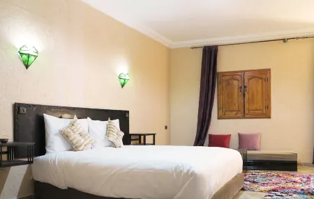 Kasbah Imoula Отели в г. Таматер