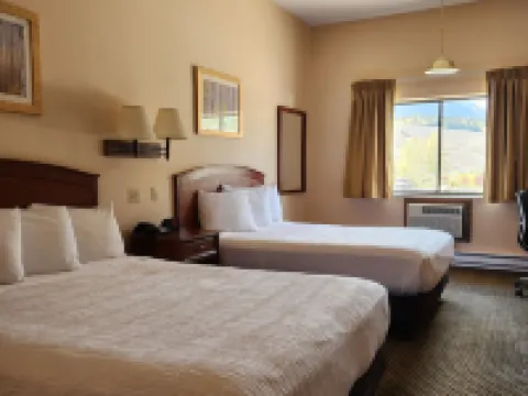 Luxury Inn & Suites Hotels in Silverthorne