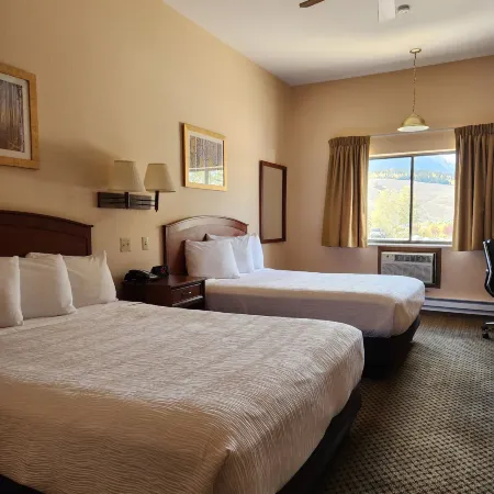 Luxury Inn & Suites
