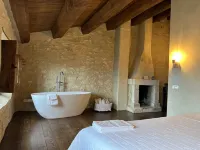 Charme in Perillis - Homestays