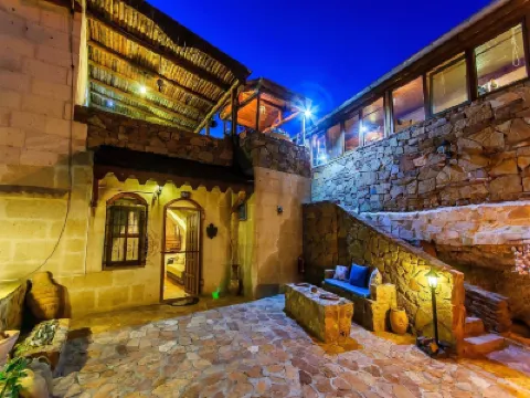 阿達諾斯科努克埃維酒店 鄰近仙人煙囱的酒店