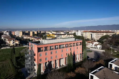Charme Hotel Hotels in Prato