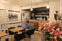 Hôtel la Réserve de Brive Hotels in Malemort-sur-Correze