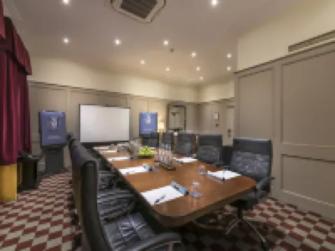 マクドナルド バス スパ バースのホテル