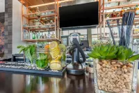 Cambria Downtown Phoenix Convention & Airport Hotel - ที่มีบาร์