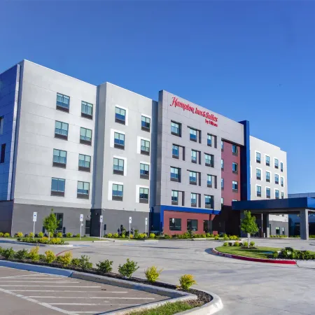 Hampton Inn & Suites by Hilton Irving Hwy 183