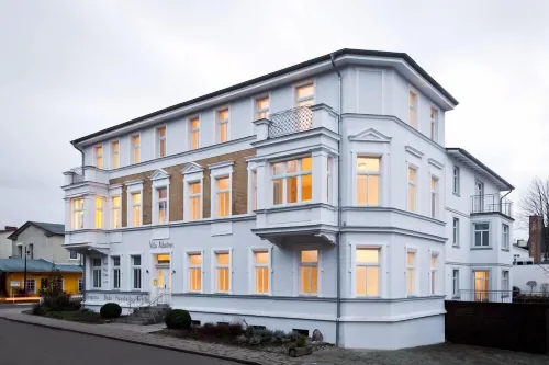 OSTKÜSTE - Villa Albatros Design Apartments Hotels in Zirchow