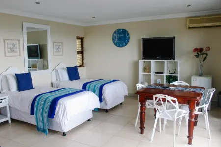 La Dolce Vita Umhlanga Guesthouse Отели рядом с достопримечательностью «Netcare uMhlanga Hospital»