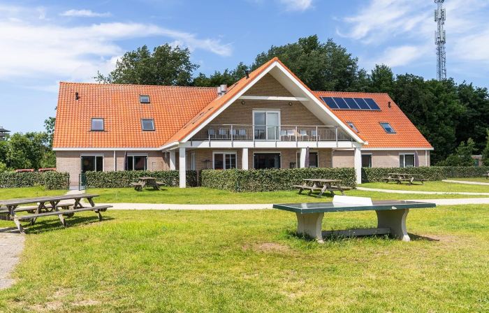 Holiday Home in Nes Near Vleijen Area