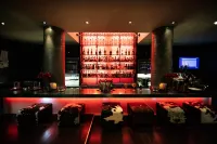 Avenue Lodge Hotel & Spa - bar