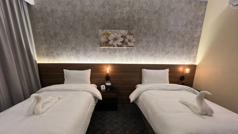 LAZÖY HOTEL