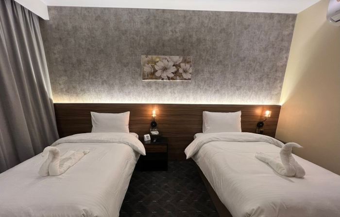 LAZÖY HOTEL