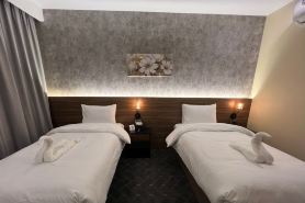 LAZÖY HOTEL