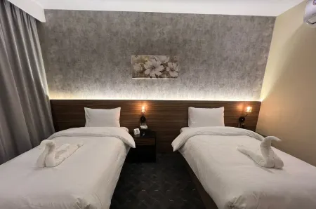 LAZÖY HOTEL Отели в г. Дукм