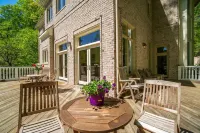 Wedding Venue - Maison D'artagnan on Pimmit Run - Great for Extended Stays Hotels in McLean